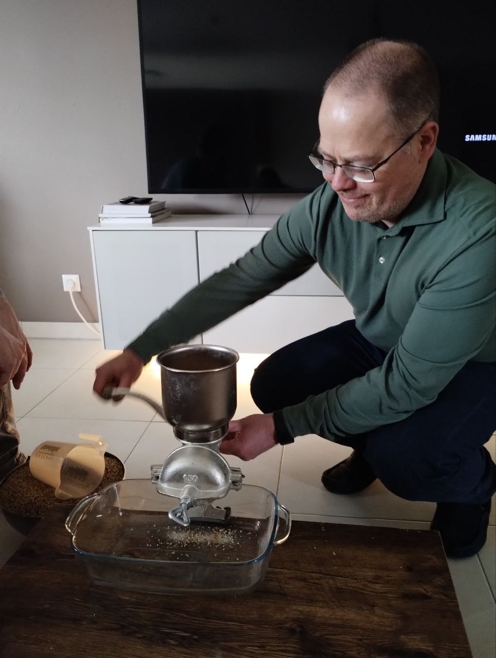 Network settings with 127.0.0.1 as DNS server